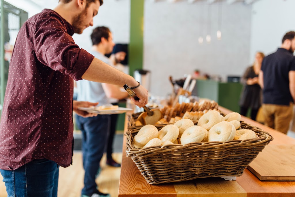 Auberge Saint-Paul Hostel | 347 Rue Saint Paul Est, Montréal, QC H2Y 1H3, Canada | Phone: (438) 386-1339