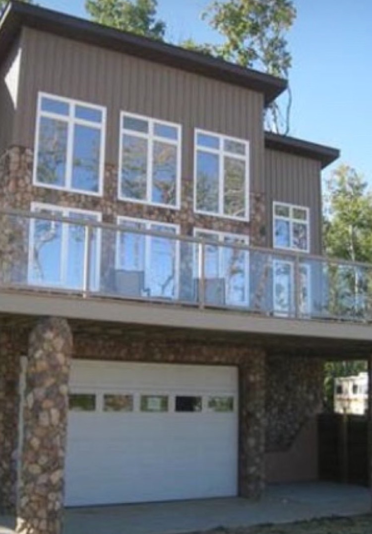 Kaelyn Kowalchuk - Liv Real Estate | 18831 111 Ave NW, Edmonton, AB T5S 2X4, Canada | Phone: (780) 668-1064
