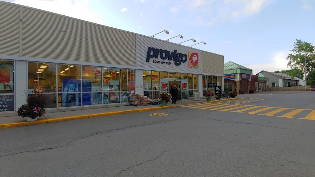 Maxi St-Pascal Patry | 501 Av. Patry, Saint-Pascal, QC G0L 3Y0, Canada | Phone: (418) 492-1034