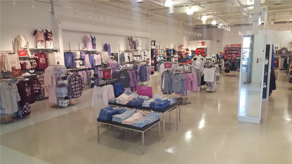 La Vie en Rose Signal Hill Outlet | 5643 Signal Hill Centre SW, Calgary, AB T3H 3P8, Canada | Phone: (403) 242-9908