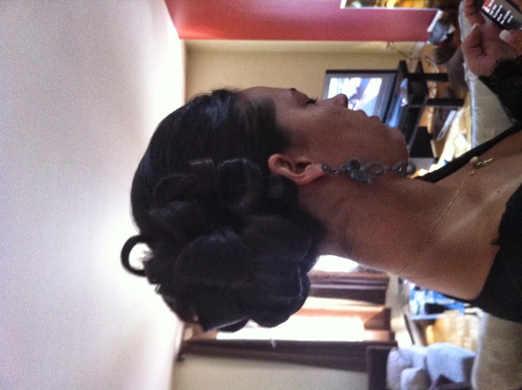 Salon de coiffure | 1000 Montée des Pionniers #190, Terrebonne, QC J6V 1S8, Canada | Phone: (450) 932-3223