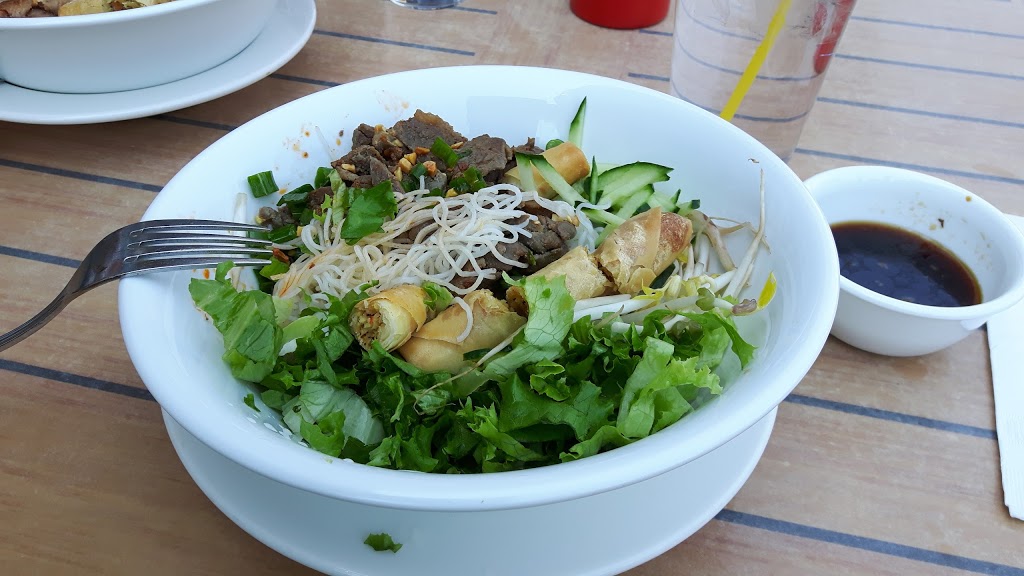 Luna Authentic Vietnamese Cuisine | 205 1 St W, Cochrane, AB T4C 1X3, Canada | Phone: (403) 981-8808