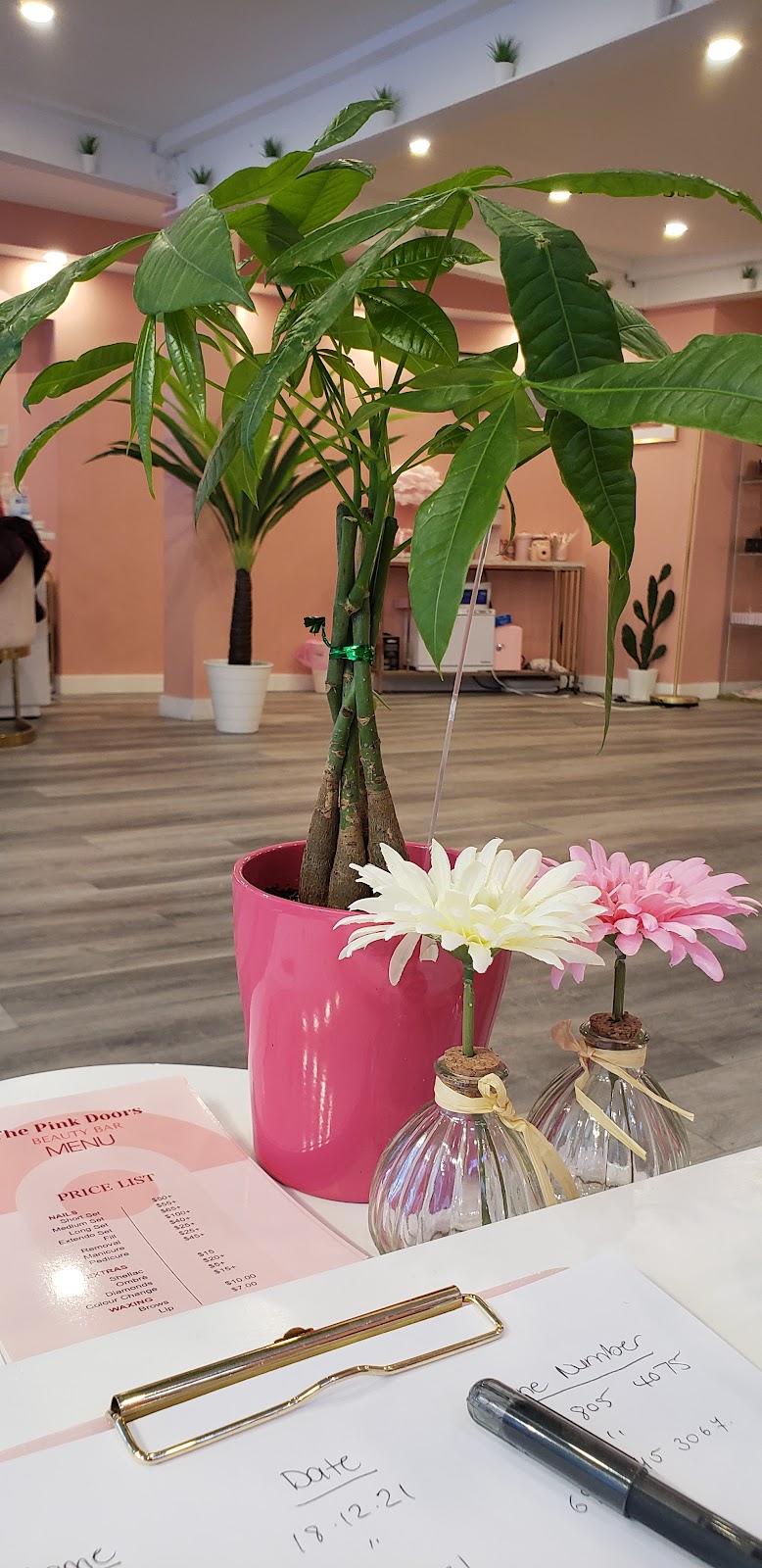The Pink Doors Beauty Bar | 1984 Weston Rd, York, ON M9N 1K3, Canada | Phone: (416) 546-2399