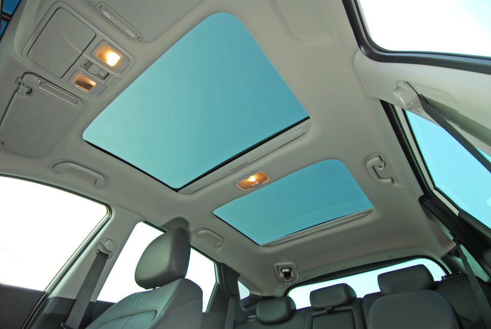 Auto Glass Oakville | 294 Wyecroft Rd, Oakville, ON L6K 2G7, Canada | Phone: (905) 901-4733