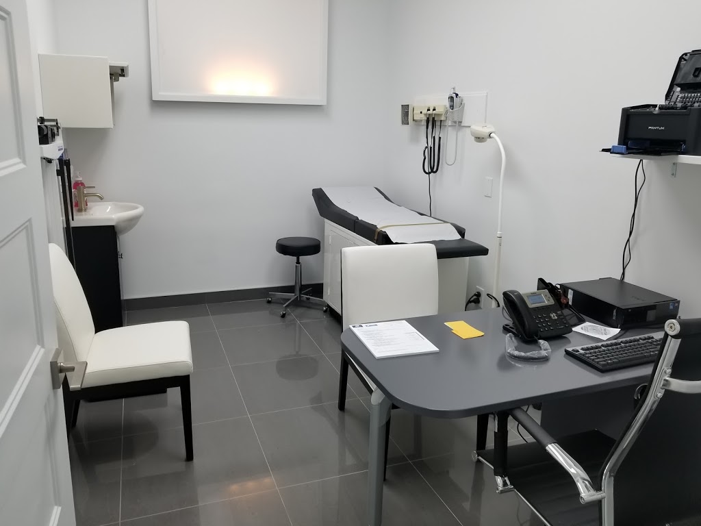 Clinique Médicale L&S | 2155 Rue Saint-Louis, Saint-Laurent, QC H4M 1P1, Canada | Phone: (514) 312-9952