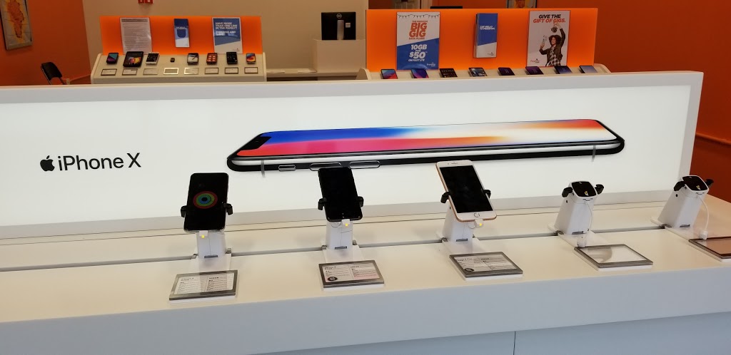 Freedom Mobile | 3749 17 St NW c3, Edmonton, AB T6T 1A7, Canada | Phone: (587) 501-2346