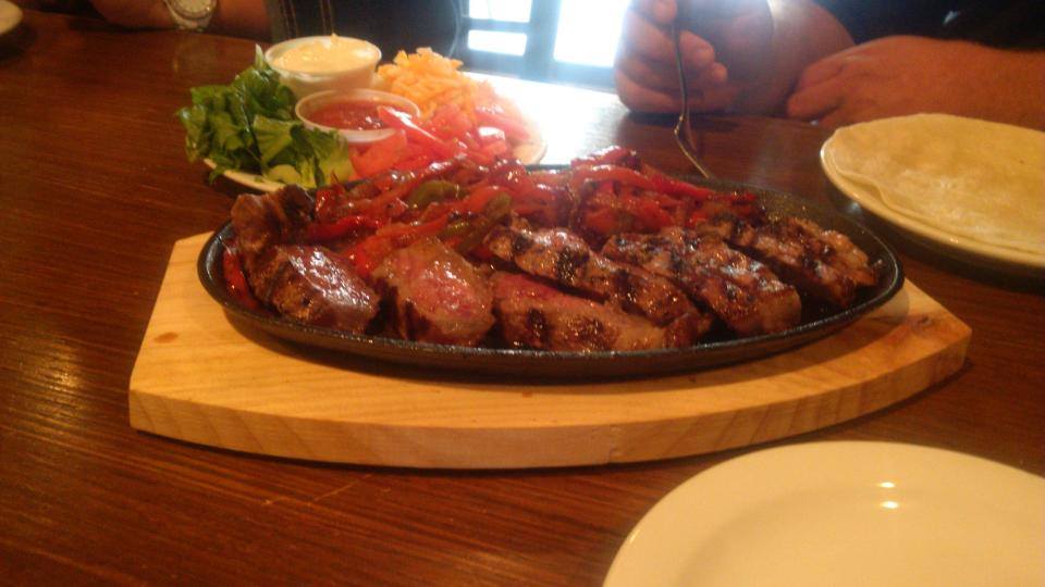Southside Tap & Grille | 936 Charing Cross Rd, Chatham, ON N7M 5H8, Canada | Phone: (519) 354-5677