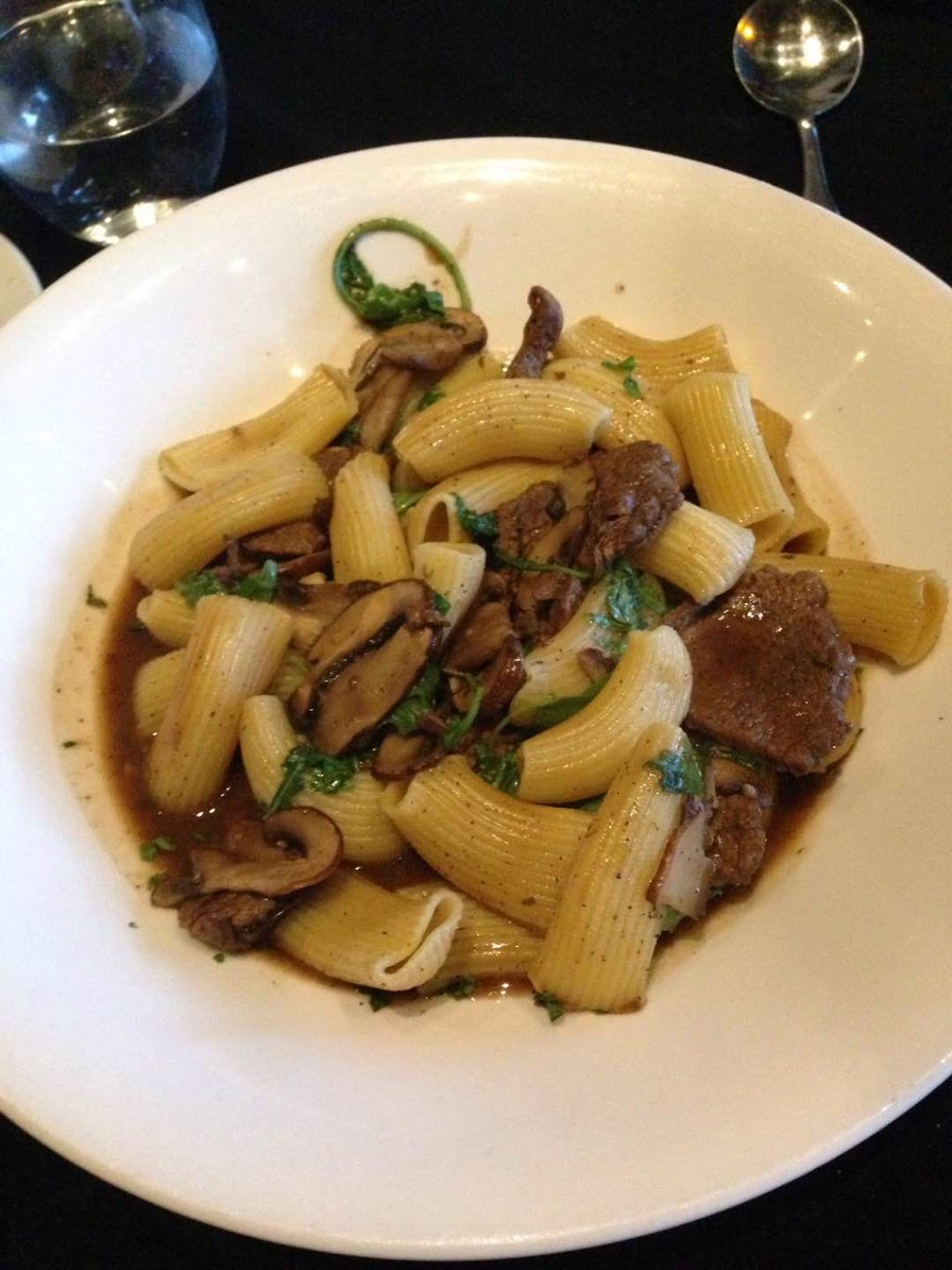 Bistro Vitalia | 100 Rue Principale, Gatineau, QC J9H 3L8, Canada | Phone: (819) 332-0535