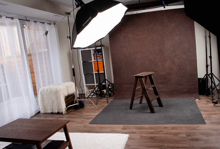Allys Photography | 15 Ennerdale Rd, Toronto, ON M6E 4C2, Canada | Phone: (647) 787-6044