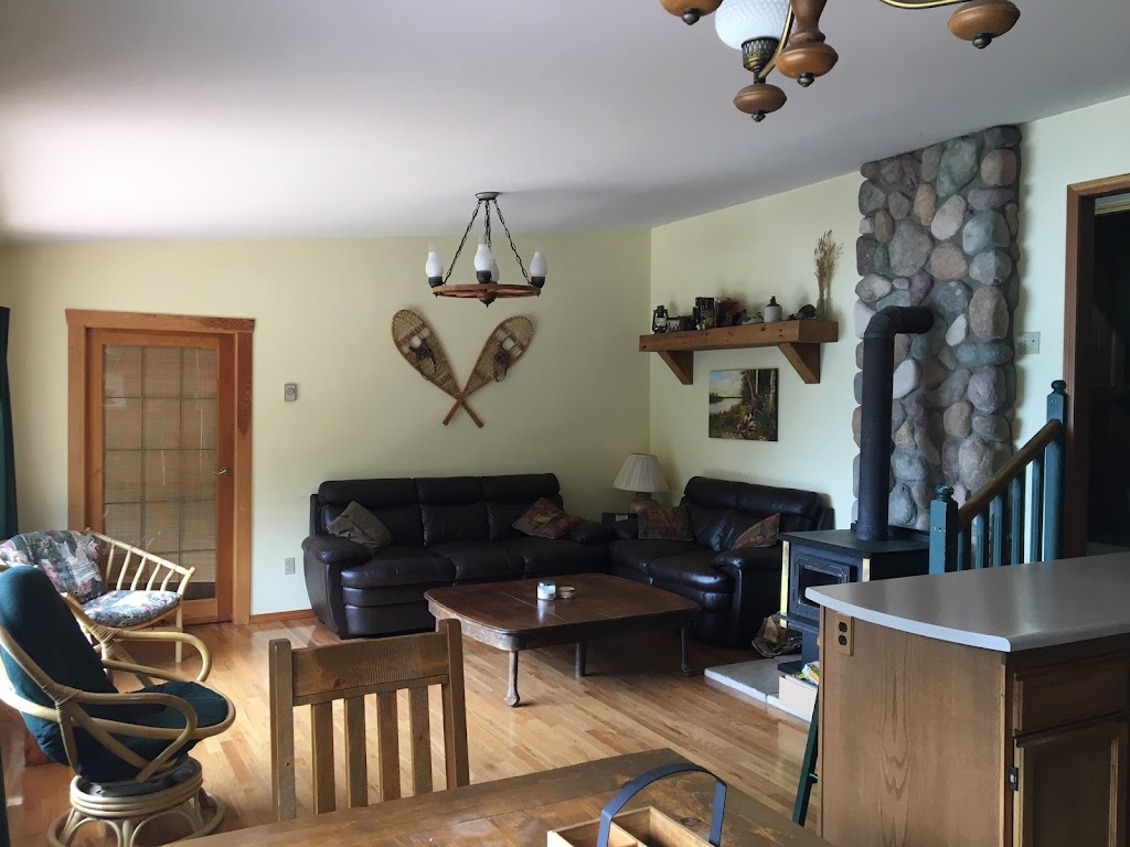 Cariboo Cabins Sheridan Lake | 7545 Magnussen Rd, Lone Butte, BC V0K 1X1, Canada | Phone: (250) 682-0181