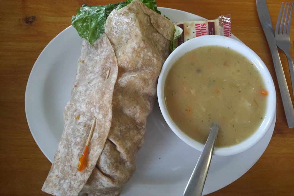 Trishs Country Kitchen Restaurant | 5270 Auto Rd SE Suite 1A, Salmon Arm, BC V1E 1X3, Canada | Phone: (250) 832-0072