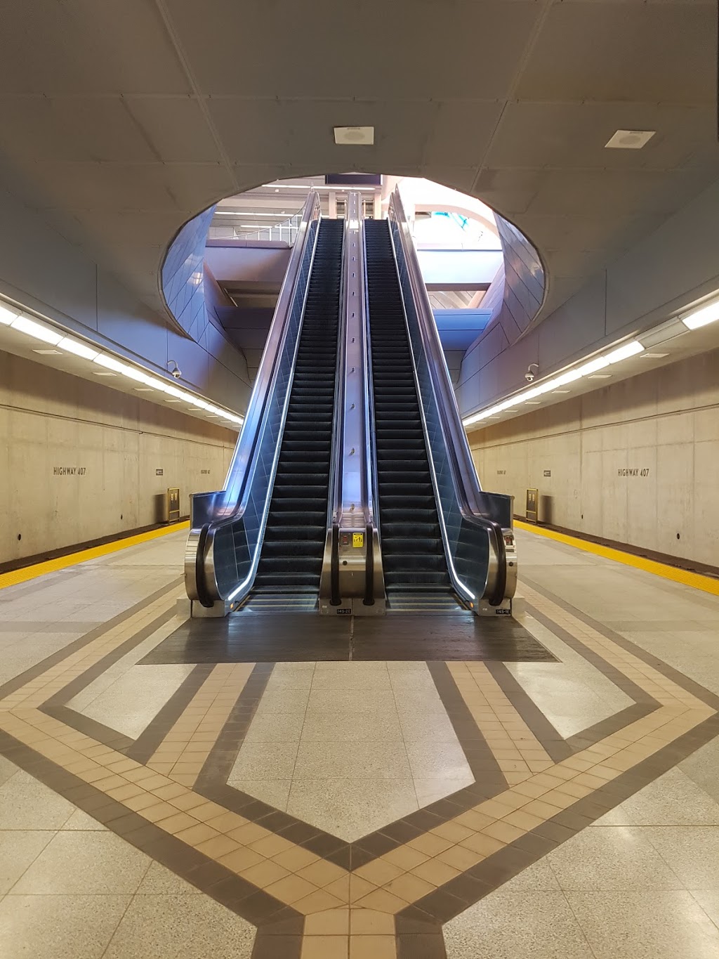 Highway 407 | 7332 Jane St, Vaughan, ON L4K, Canada