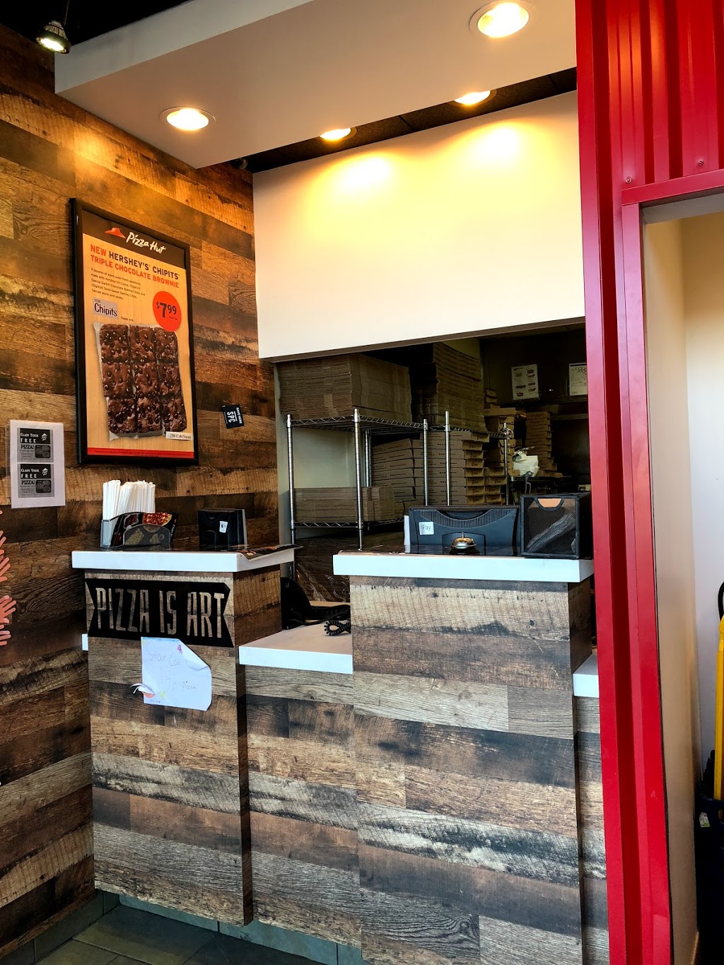 Pizza Hut | 380 Dundas St E Unit 4, Oakville, ON L6H 6Z9, Canada | Phone: (905) 257-3443