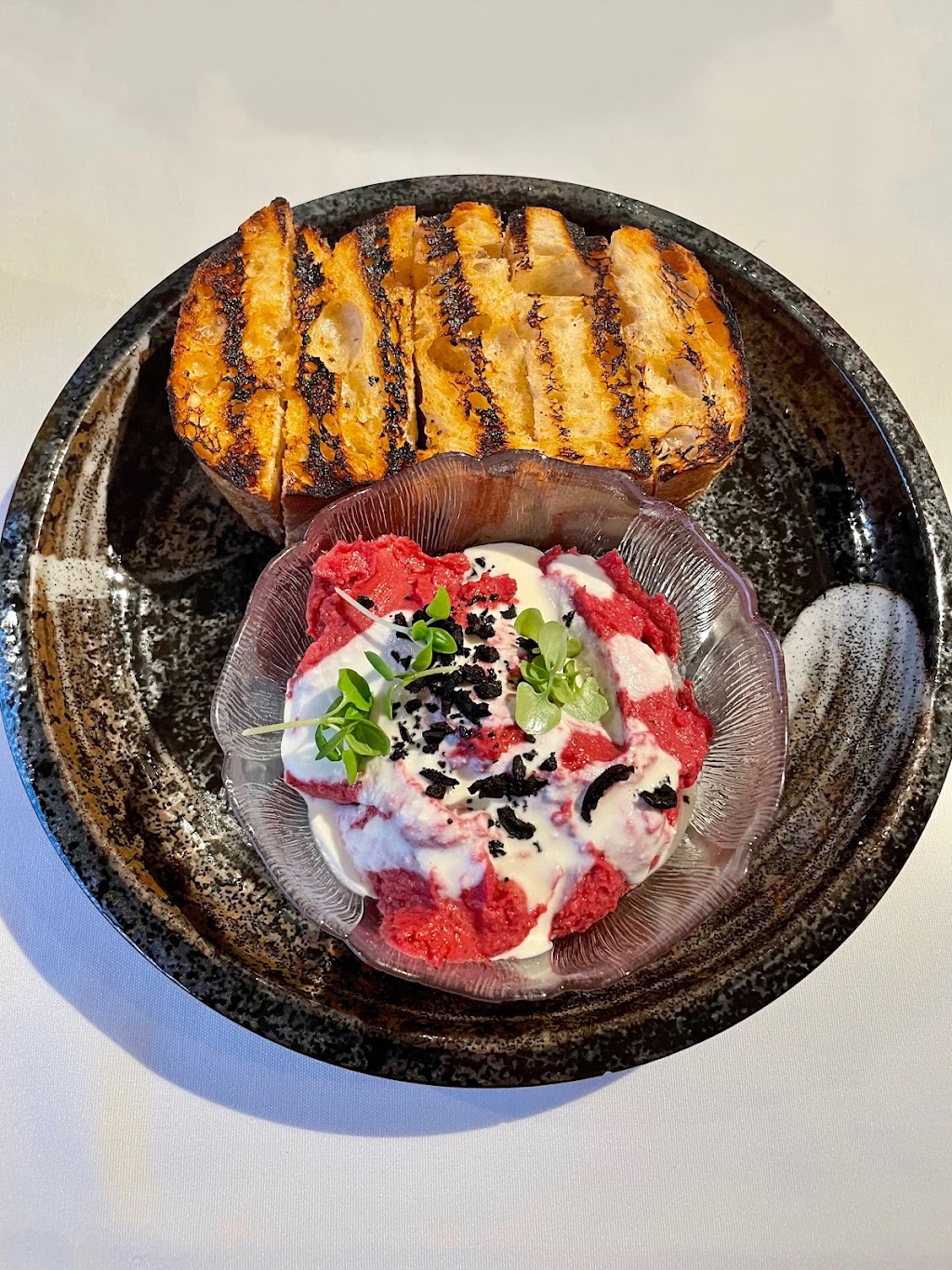 The Hills Restaurant and Lounge | 16900 4 Ave, Surrey, BC V3S 9P6, Canada | Phone: (604) 200-9132