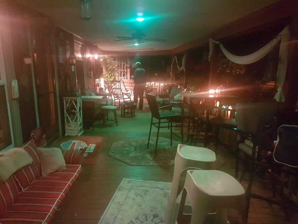 Oasis Bed & Breakfast | 619 E Main St, Springville, NY 14141, USA | Phone: (716) 592-0333