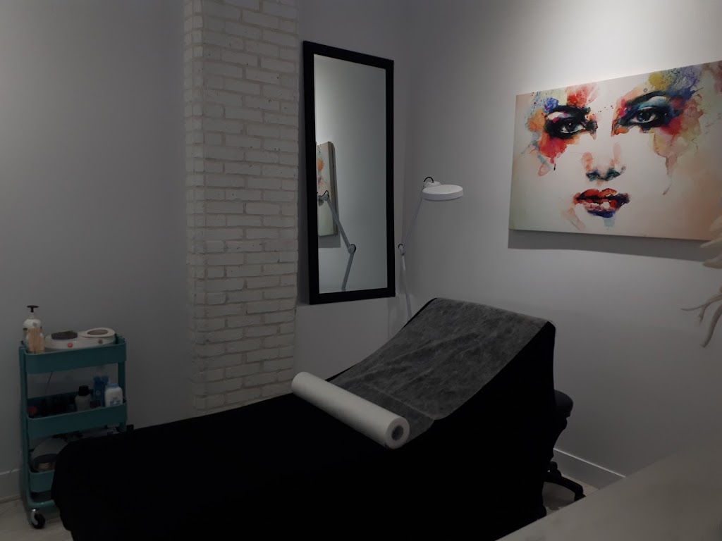 DS beauté | 620 Bd Sir-Wilfrid-Laurier, Mont-Saint-Hilaire, QC J3G 1L2, Canada | Phone: (514) 451-4280