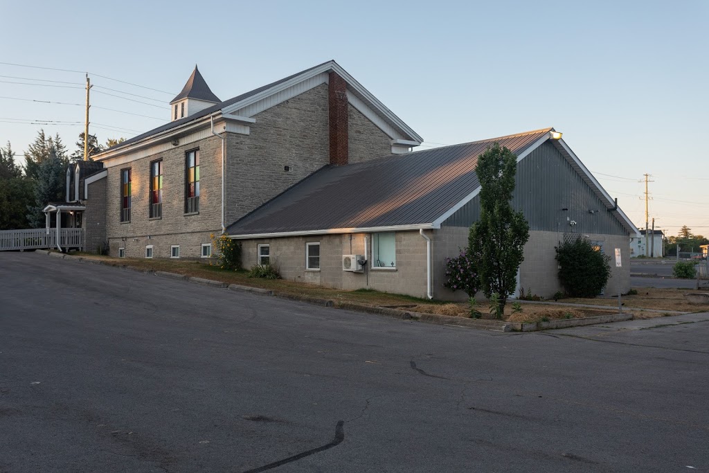 St Marks United Church | 237 Cannifton Rd N, Belleville, ON K8N 4V8, Canada | Phone: (613) 968-4222