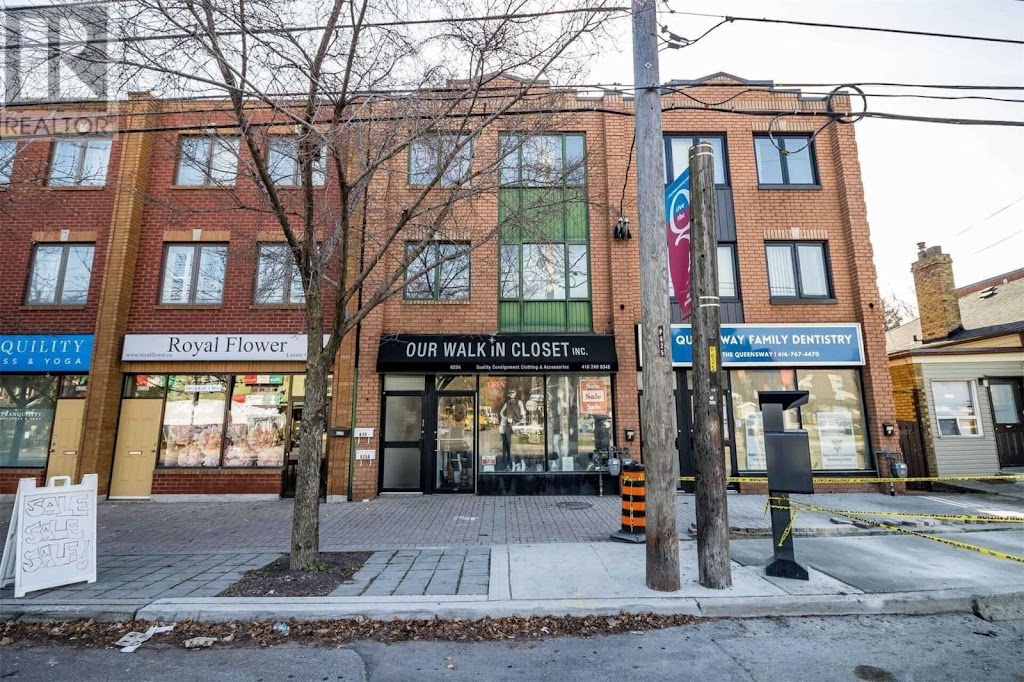 Queensway Family Dentistry | 625C The Queensway, Etobicoke, ON M8Y 1K3, Canada | Phone: (416) 767-4470