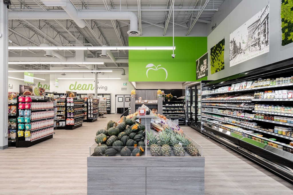 Vita Health Fresh Market | 1751 Kenaston Blvd, Winnipeg, MB R3Y 1V5, Canada | Phone: (204) 984-9558