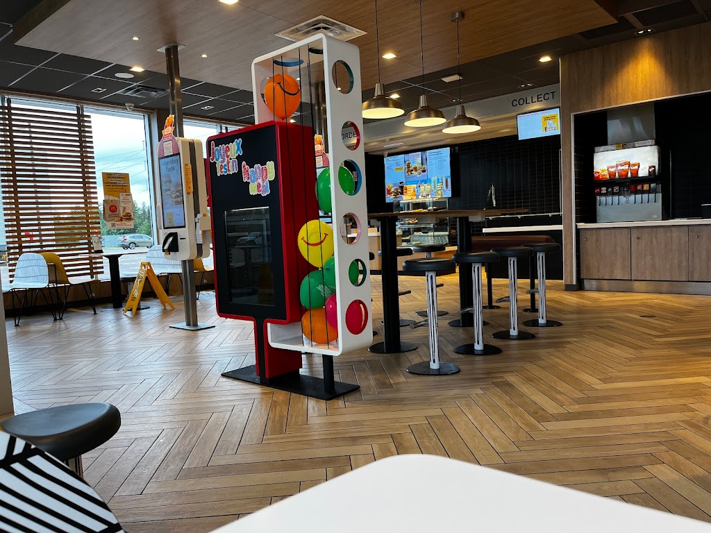McDonalds | 11 Granite Dr, Moncton, NB E1H 2G9, Canada | Phone: (506) 382-2251