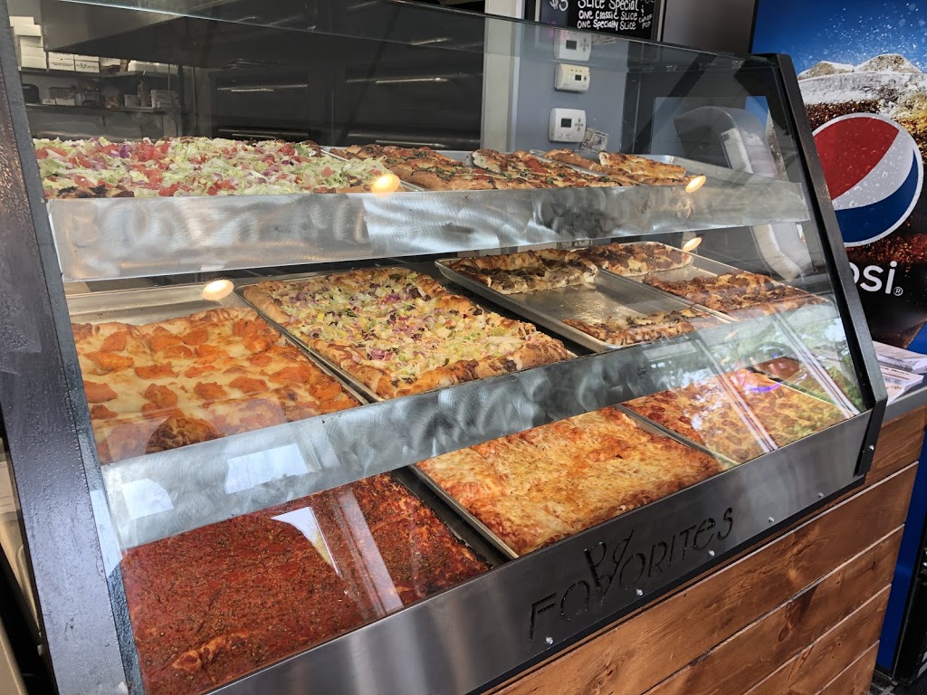 Favorites Pizza & Wings Amherst | 3034 Sweet Home Rd, Buffalo, NY 14228, USA | Phone: (716) 564-8880