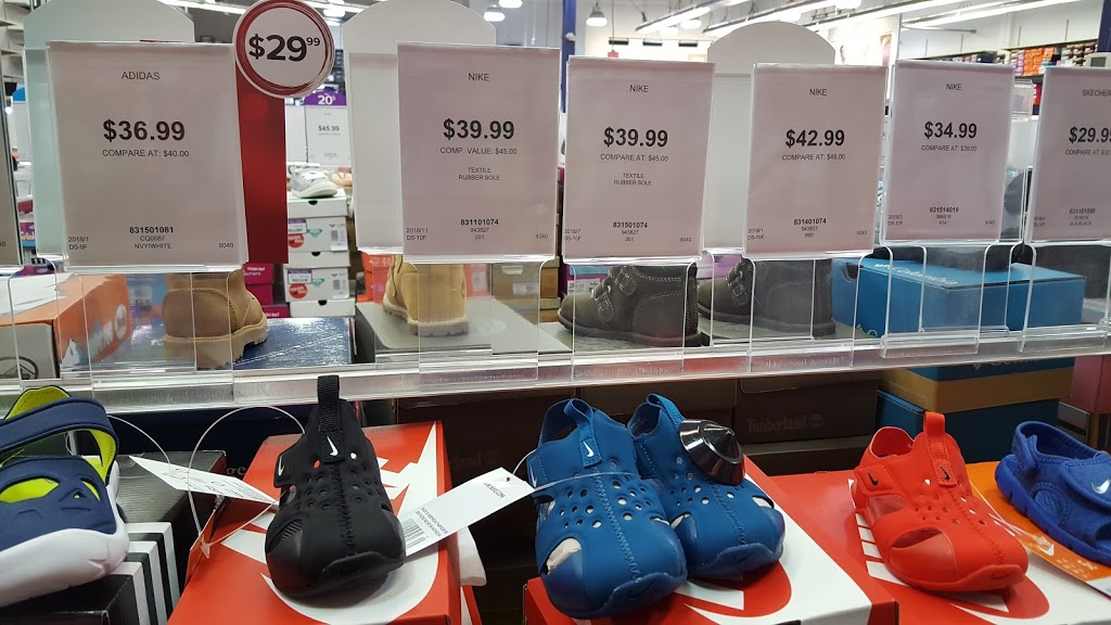 The Shoe Company | 33 Mapleview Dr E UNIT 6, Barrie, ON L4N 9H5, Canada | Phone: (705) 727-0935