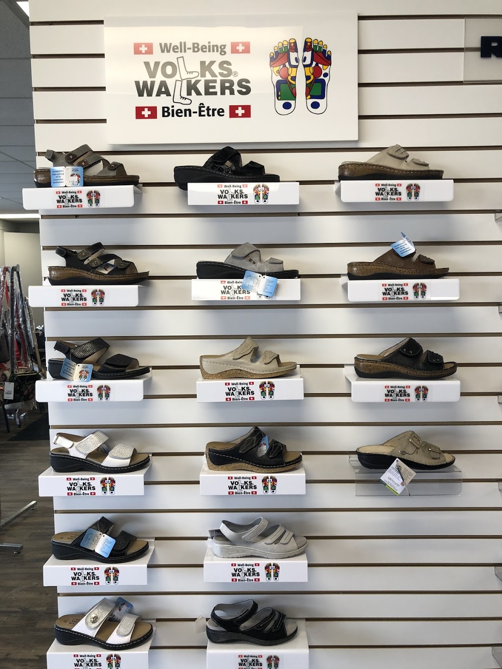 The Shoebox | 565 Murphy Rd, Sarnia, ON N7S 5B6, Canada | Phone: (519) 383-0588