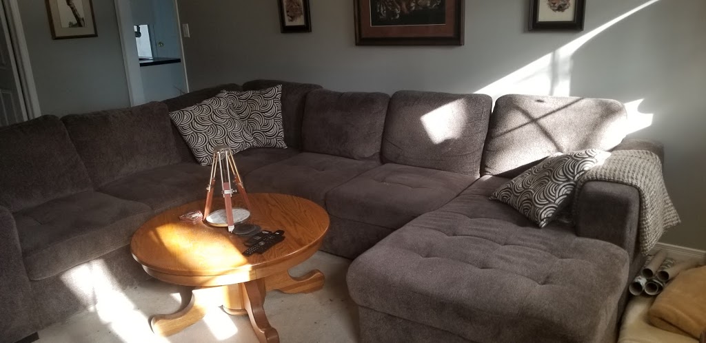 Couchiching Lakeside Retreat | 703 Glen Crescent, Orillia, ON L3V 6R2, Canada | Phone: (416) 254-2123