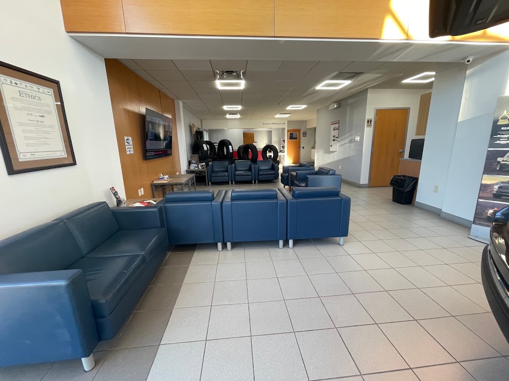 Rallye Motors Chrysler | 1810 Main St, Moncton, NB E1E 4S7, Canada | Phone: (800) 572-5593