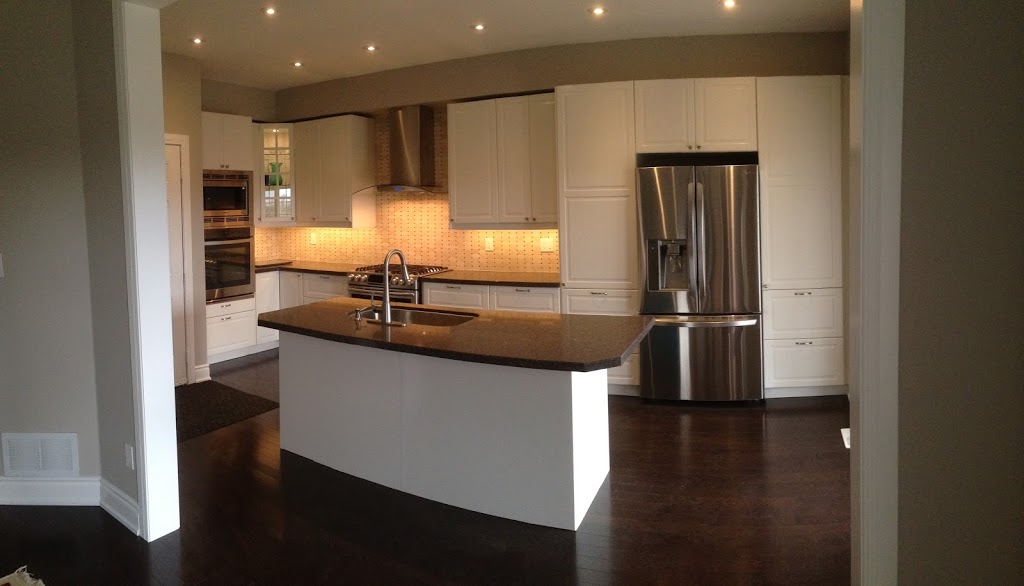 Royal 22 Construction And Renovation | 14018 100 Ave NW, Edmonton, AB T5M 0J3, Canada | Phone: (780) 707-0544