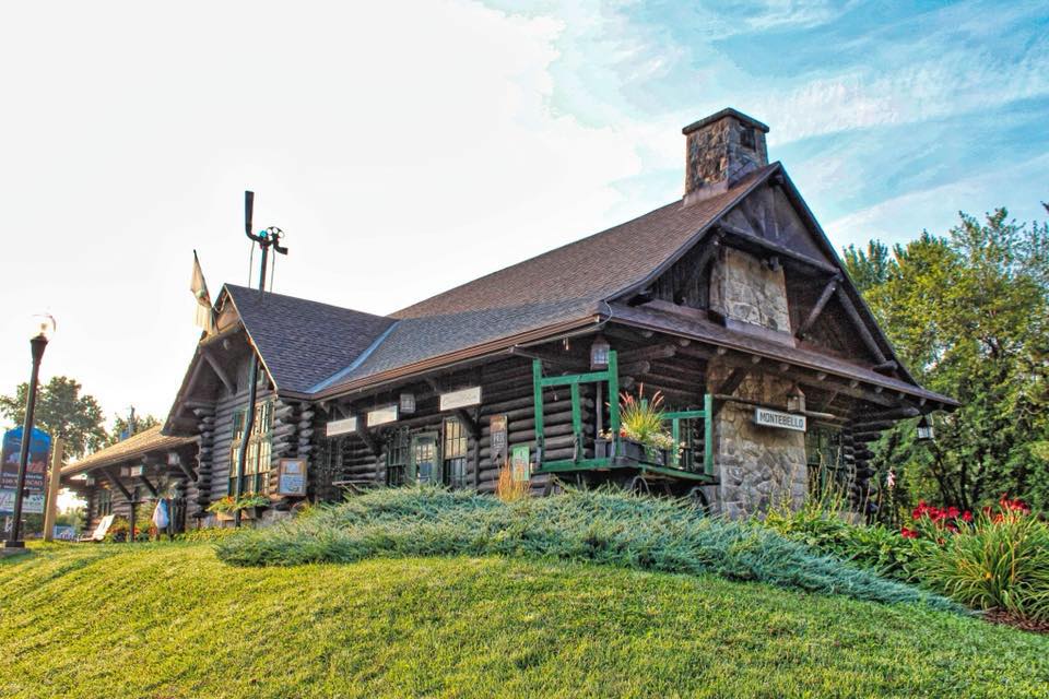 Tourist Information Office of Montebello | 502 Rue Notre Dame, Montebello, QC J0V 1L0, Canada | Phone: (819) 423-5602