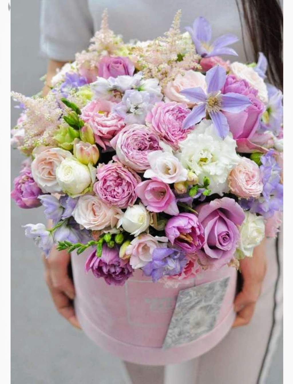 Jadore Flowershop (call-in / order online) | 3286 E Georgia St, Vancouver, BC V5K 2L3, Canada | Phone: (604) 417-4466