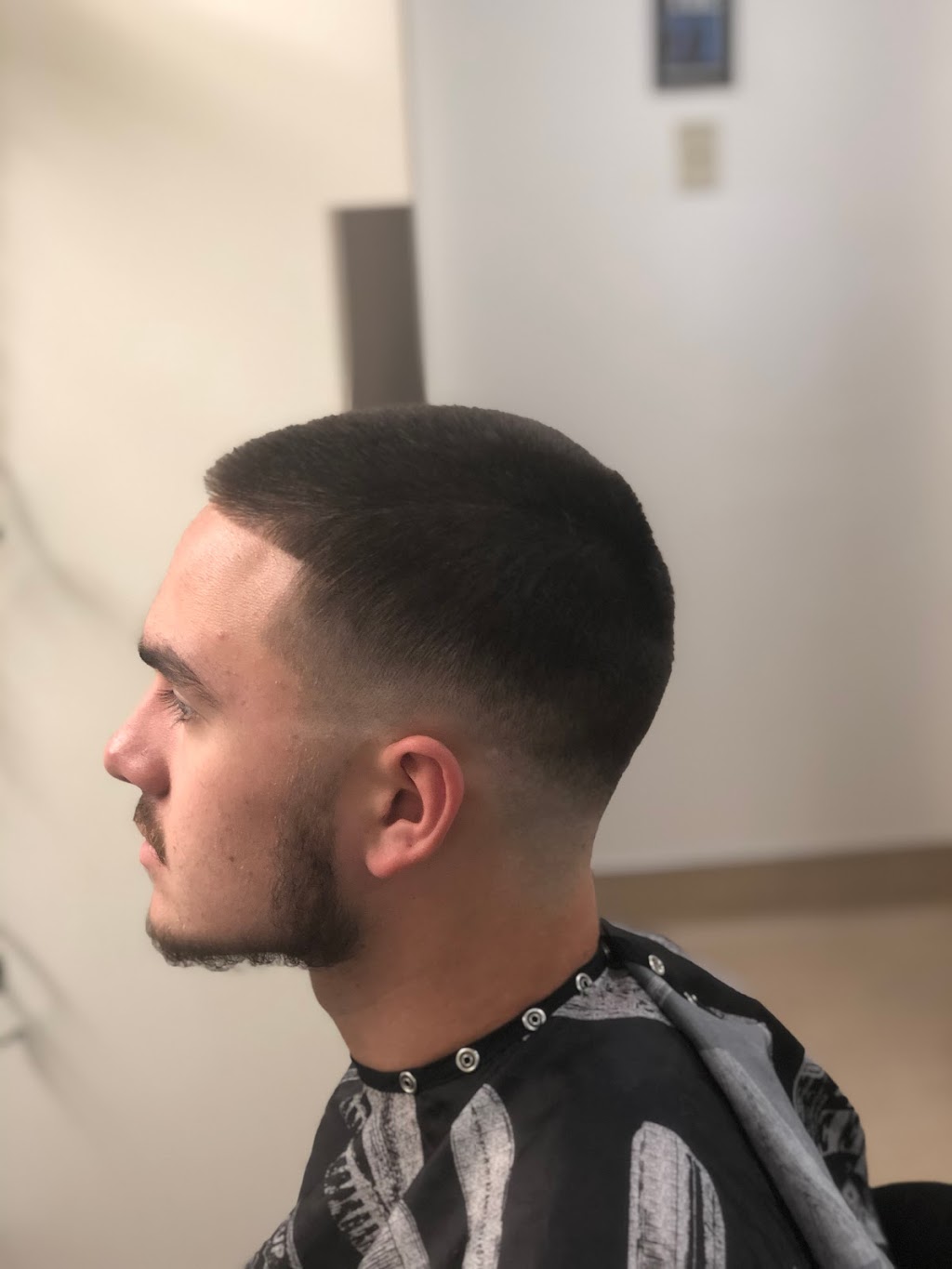 WWU Cuts | Ridgeway Dr, Bellingham, WA 98225, USA | Phone: (253) 370-6279