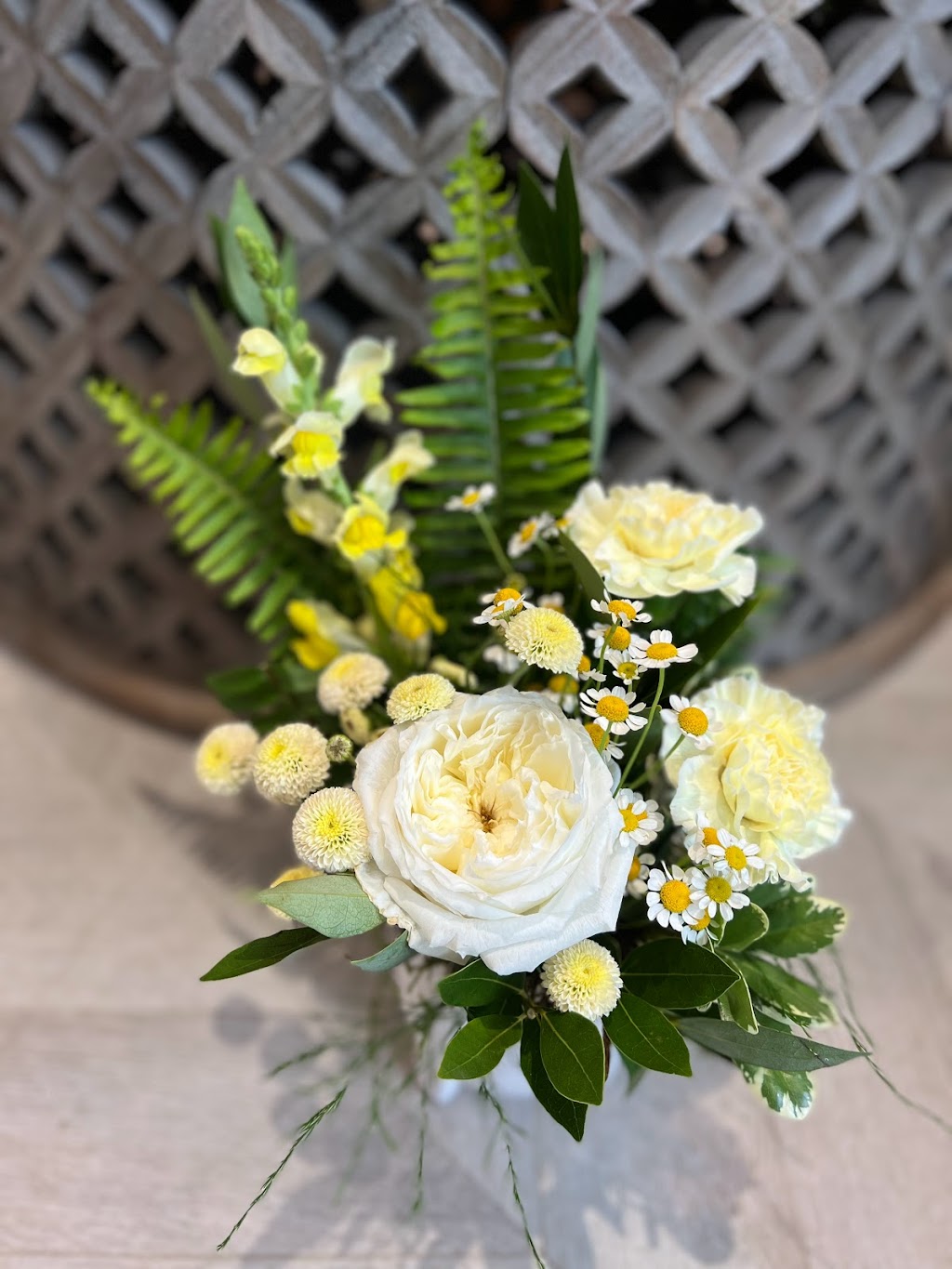 3Bs Flowers | 4807 44 Ave #106, Stony Plain, AB T7Z 1V5, Canada | Phone: (780) 968-6938
