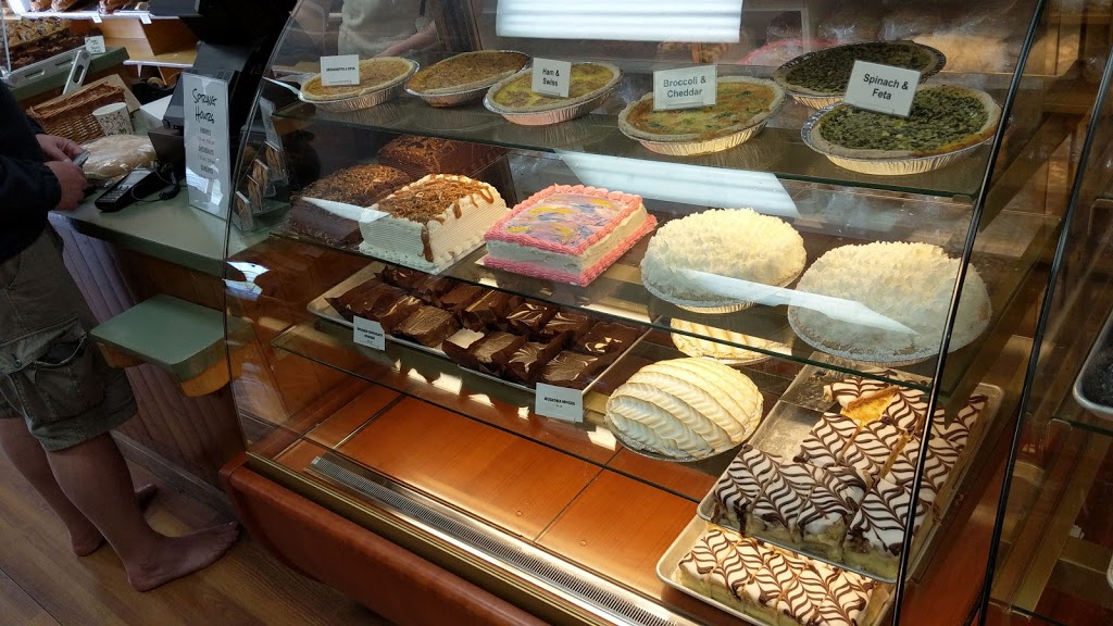 Dons Bakery | 3119 Muskoka District Road 169 #2, Bala, ON P0C 1A0, Canada | Phone: (705) 762-3937