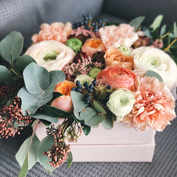 Sanda Flower Studio | 10 Enclave Trail, Brampton, ON L6R 4B3, Canada | Phone: (289) 205-3444