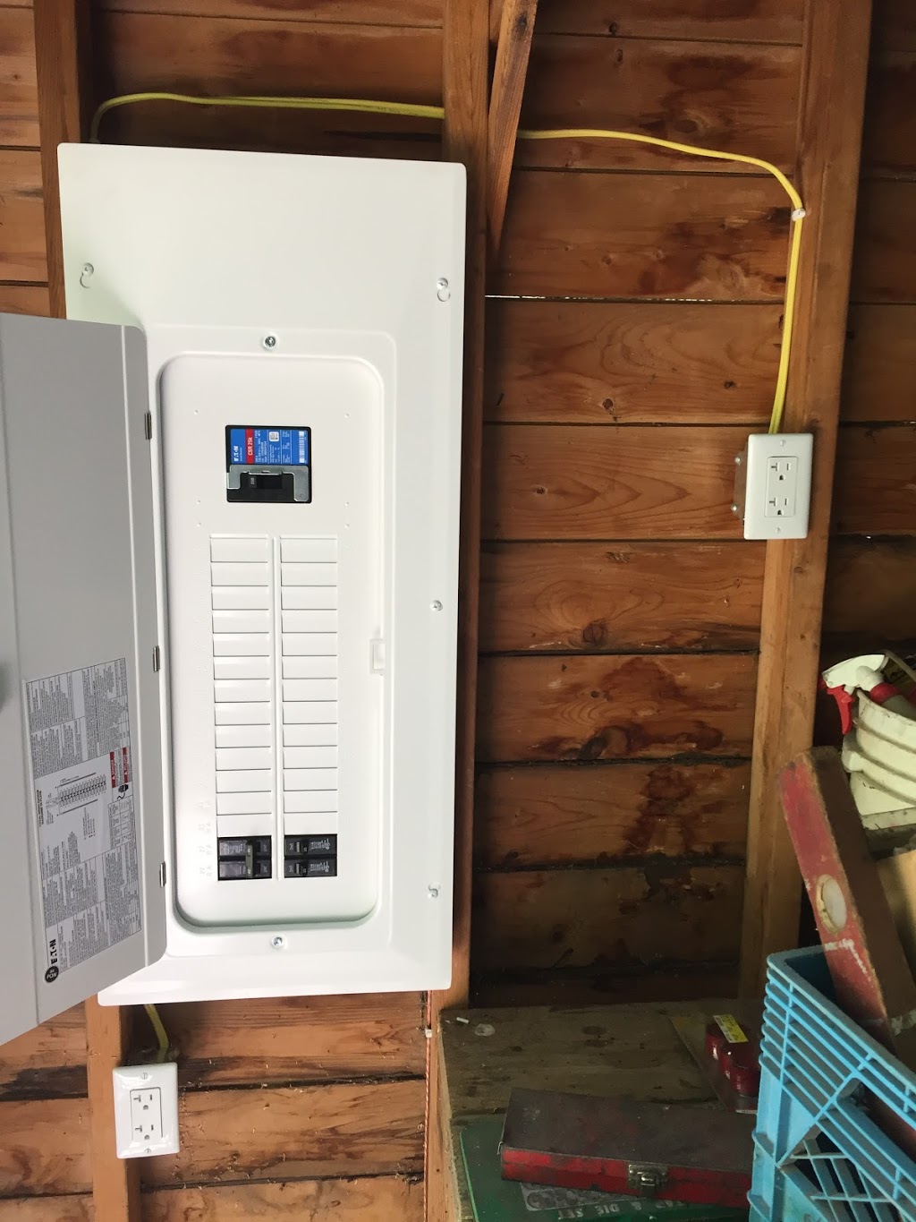 S.E. Robinson Electric | 163 Dill St, Bracebridge, ON P1L 1E5, Canada | Phone: (705) 706-1570