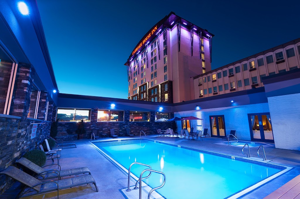 Carriage House Hotel & Conference Centre | 9030 Macleod Trail, Calgary, AB T2H 0M4, Canada | Phone: (403) 253-1101