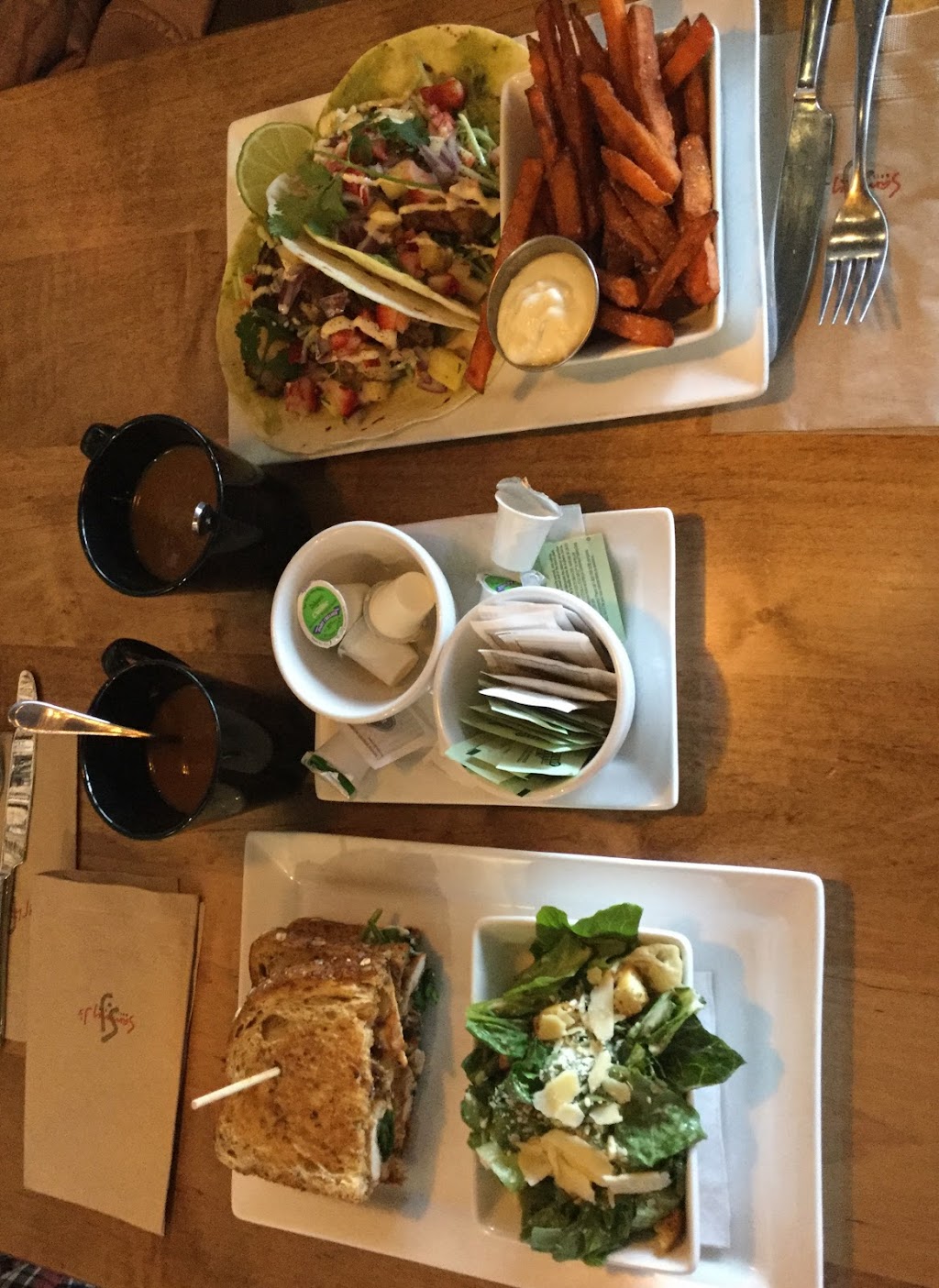 Langley Crossing Shopping Centre | 6339 200 St, Langley, BC V2Y 1A2, Canada | Phone: (604) 533-2132