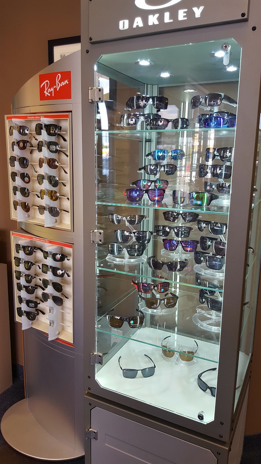 Churchill Optical | 3030 Thomas St, Mississauga, ON L5M 0R4, Canada | Phone: (905) 542-3937