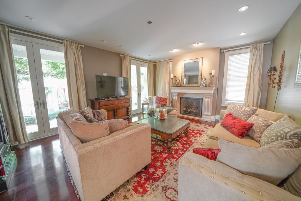 Norfolk Guest House Bed & Breakfast Accommodations | Guelph, Ontario | 102 Eramosa Rd, Guelph, ON N1E 2L8, Canada | Phone: (519) 767-1095
