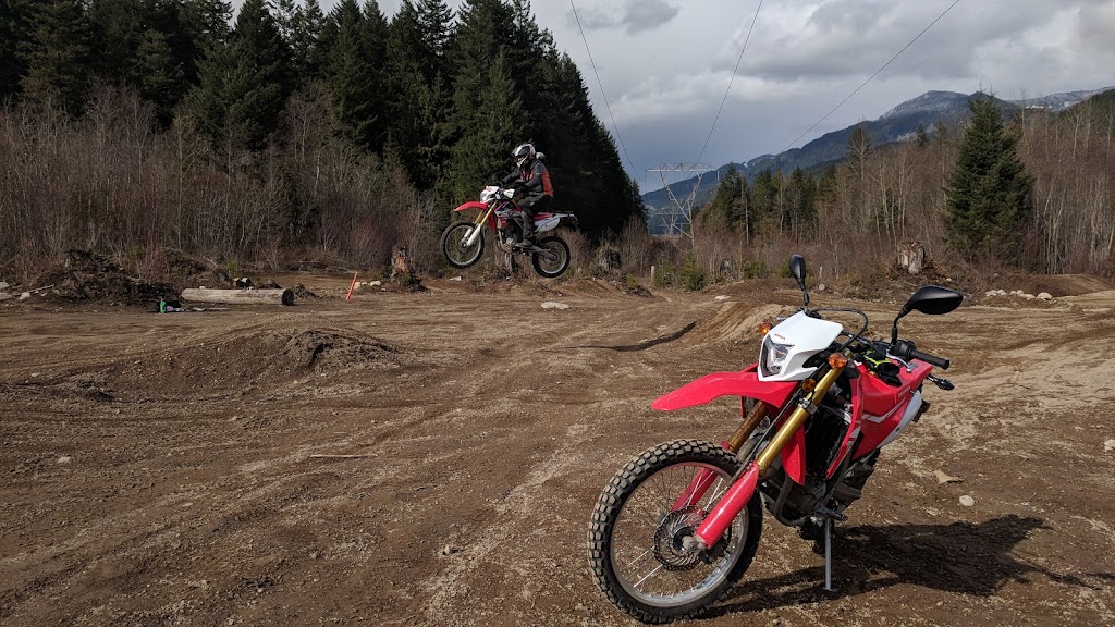 20 Mile Ranch | Squamish Valley Rd, Brackendale, BC V0N 1H0, Canada | Phone: (604) 898-2064