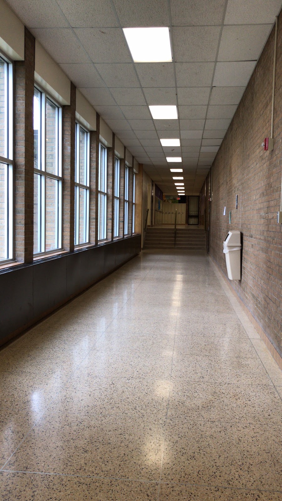 Thornlea Secondary School | 8075 Bayview Ave, Thornhill, ON L3T 4N4, Canada | Phone: (905) 889-9696
