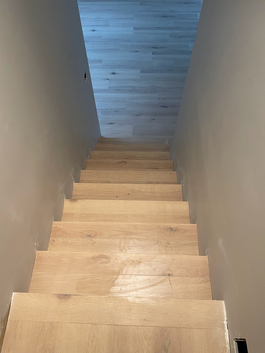 Emilee Flooring & Renovation | 6874 Bryant St, Burnaby, BC V5E 1S8, Canada | Phone: (778) 318-0191