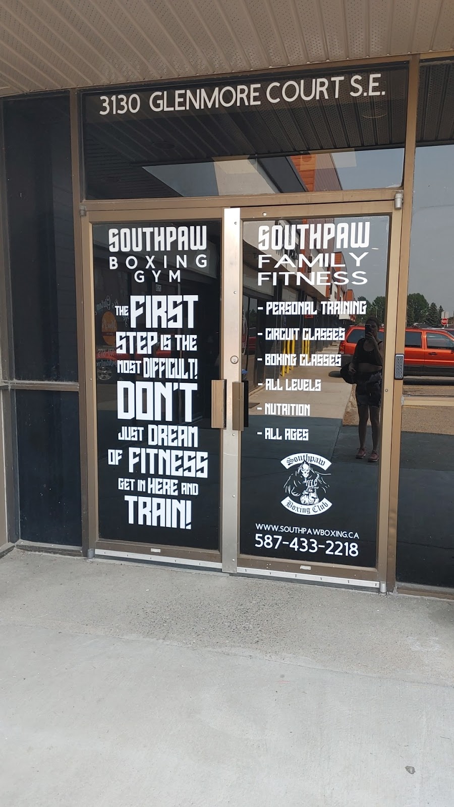 Southpaw Family Fitness & Boxing Gym | 3130 Glenmore Ct SE, Calgary, AB T2C 2E6, Canada | Phone: (587) 602-5811