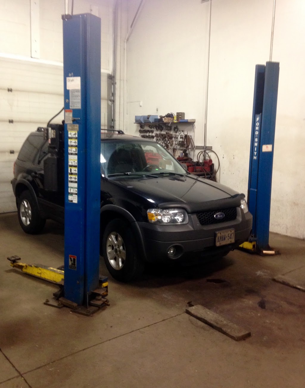 Corporate Autoworks | 5195 Harvester Rd #1, Burlington, ON L7L 6E9, Canada | Phone: (905) 333-9201