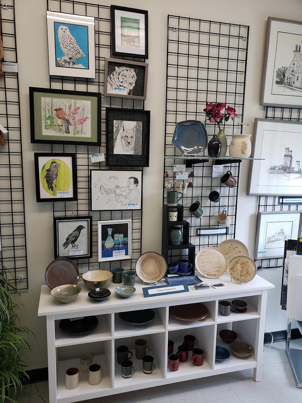 PINAWA ART GALLERY | Suite 20 W.B. Lewis Business Centre, 24 Aberdeen Ave, Pinawa, MB R0E 1L0, Canada | Phone: (431) 347-0124