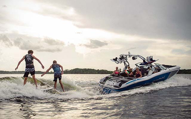 BOAT RENTALS CANADA | 165 Steamship Bay Rd, Gravenhurst, ON P1P 1Z9, Canada | Phone: (705) 687-1400