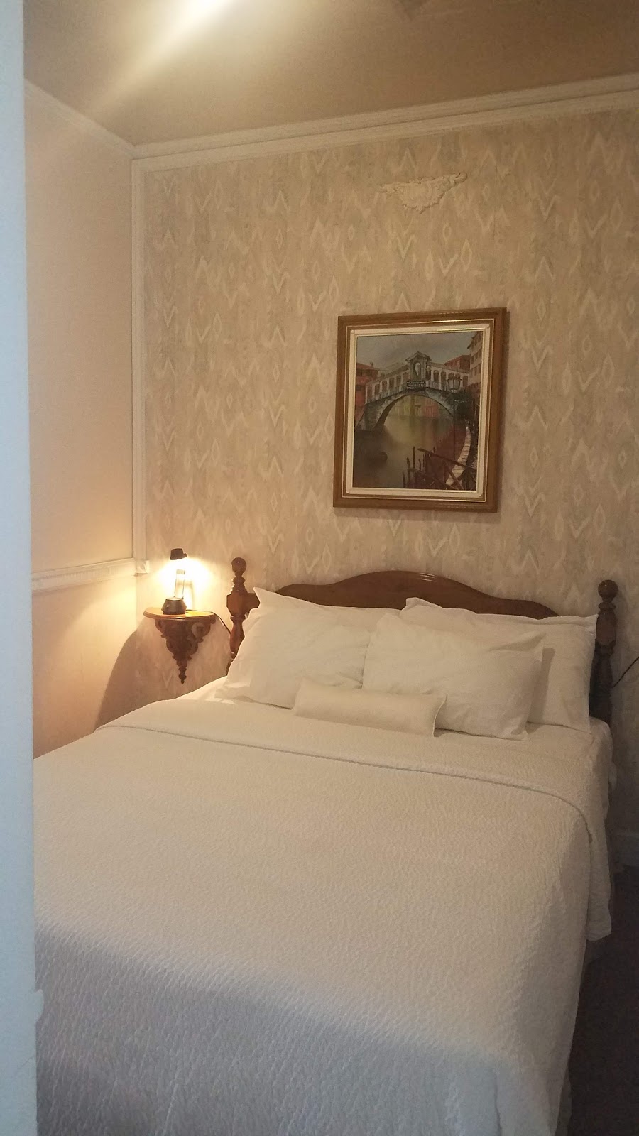 Hôtel Terrasse Dufferin | 6 Place Terrasse Dufferin, Québec, QC G1R 4N5, Canada | Phone: (418) 694-9472