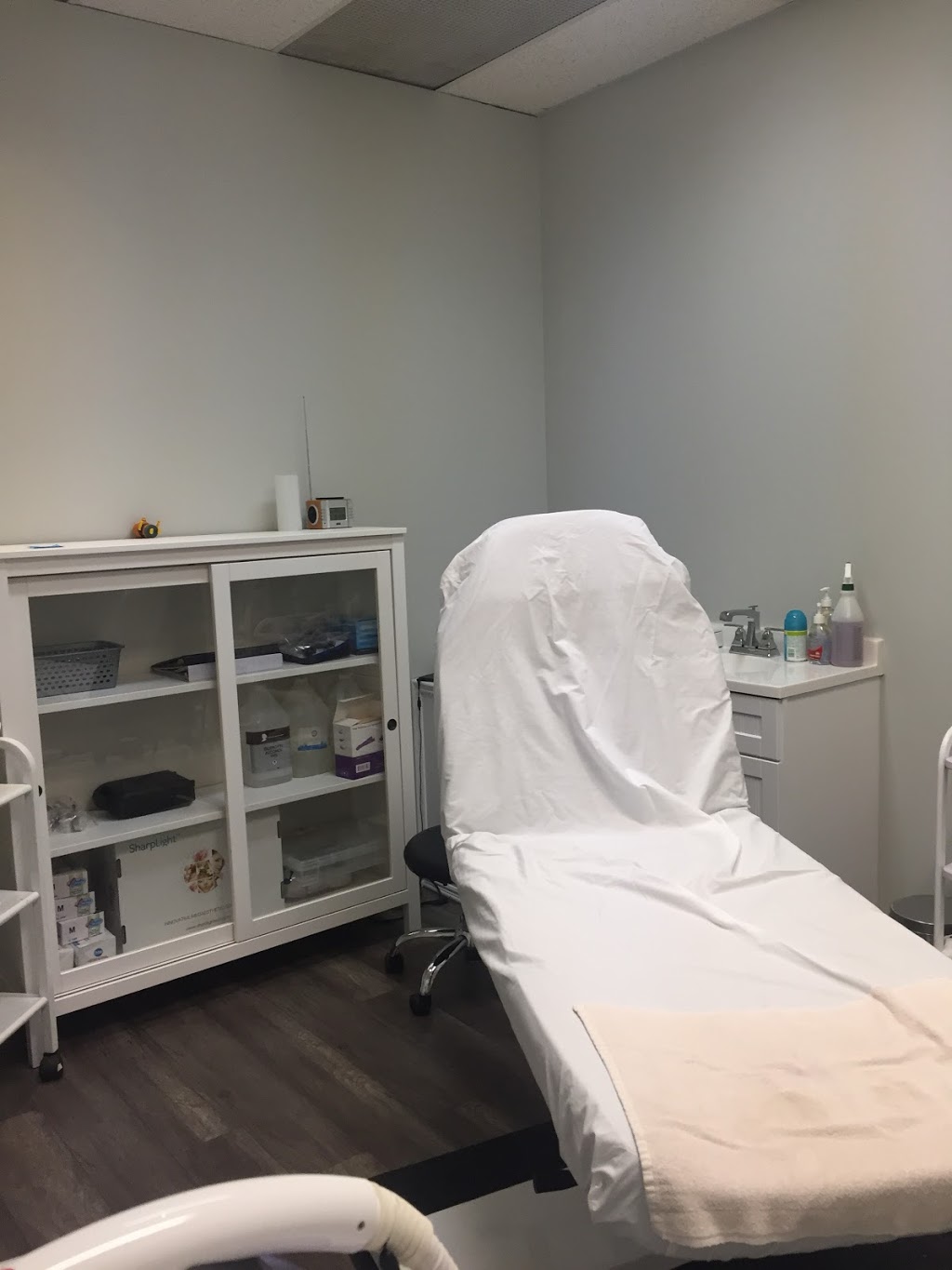 Bodyrayz | 670 Eglinton Ave W, Mississauga, ON L5R 3V2, Canada | Phone: (905) 501-0336